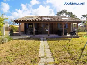 Image of Les Mathes La Palmyre - MAISON CABANE des TRAPPEURS - PROCHE COMMERCES