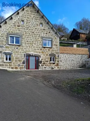 Image of Les Roses Des Bois