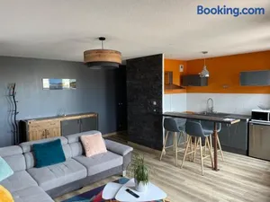 Image of Appartement dernier étage, balcon, parking gratuit !