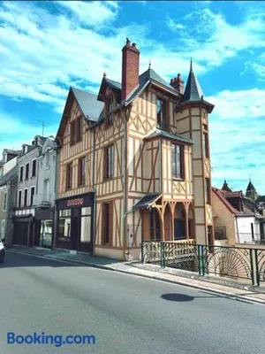 Image of Logis Hotel La Maison à Pan De Bois