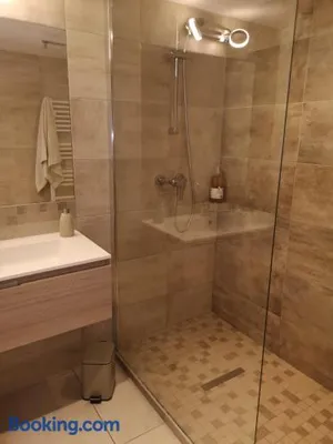 Image of Très bel appartement avec vue sur les montagnes