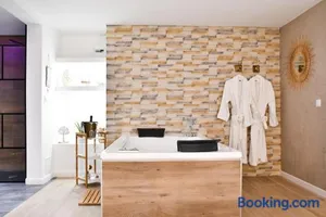 Image of Les Nuits d Olympe - Suite & Spa privatif