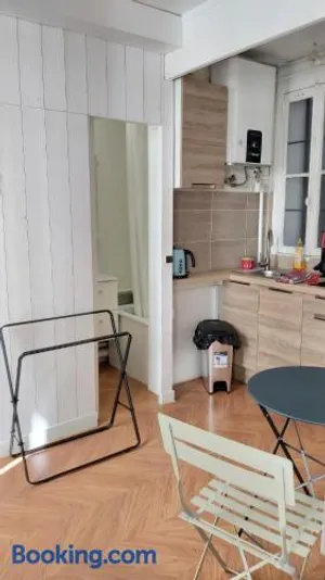 Image of STUDIO RUE GAUTHEY PARIS 17