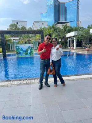 Image of Twin Palms Resort