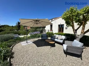 Image of Le Petit Cinq