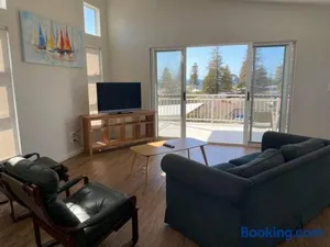 Image of Harbour View