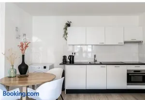 Image of 3 room house with garden and fast wifi