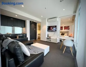 Image of Luxury 2 Bedroom Suite near Adelaide with a car park