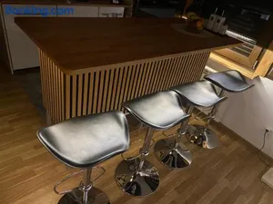 Image of Unter dem Dach mit Parkplatz