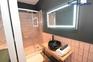 Image of FASHION APPART - HYPER CENTRE - TRAM - FREE WIFI - leRelaisdOdile22