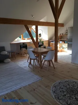 Image of Lichtspiel im Grünen - moderne Ruhe