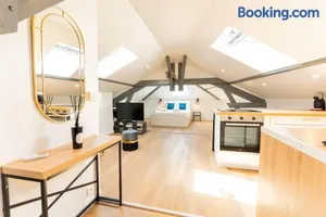 Image of Nid douillet sous les combles