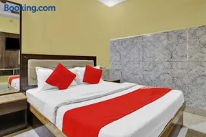 Image of Capital O Royal Inn Near Laskar