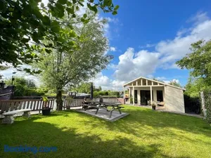 Image of NEW - Private Cabin - on a lake near Amsterdam