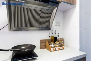 Image of Wuhan Jianghan·Hankou Railway Station· Locals Apartment 00120600