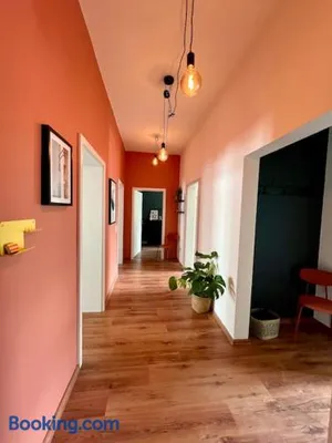 Image of Atelier Noé - Kunstvoll Wohnen - Wunderbares Frühstück möglich - Ruhig und nah am Zentrum -