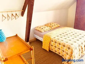 Image of Chambres chez l'habitant et table d'hôtes Crocq "le vieil hôtel"