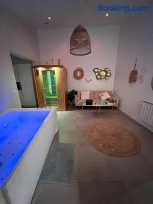 Image of SPA JUNGLE