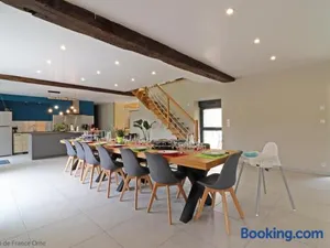 Image of Grande maison familiale avec sauna et jardin - FR-1-497-136