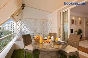 Image of Le California