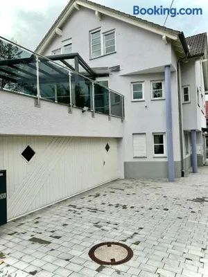 Image of flexible, schöne und gut aussehende Feriensuite (für Stadtliebhaber, Shopper, Naturliebhaber und Entspannungssuchende)