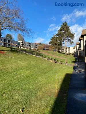 Image of Village at Winnipesaukee 59 Treetop #432