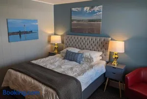 Image of Huron Inn