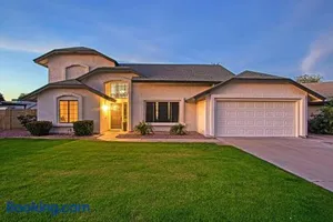 Image of ESTRELLA - Renovated with PATIO, BBQ, POOL & SPA