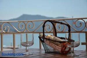 Image of La Fauvette