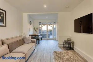 Image of Casa Cella - Centrally located 4 bedroom house with private driveway and garden