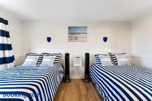 Image of 415 E Atlanta Ave, Unit 107