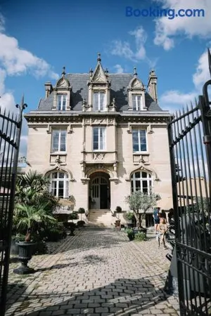Image of La Villa by Michel Gonet
