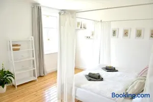 Image of White Midsommar - Stilvolle Wohnung, 3 Schlafzimmer, Wohnzimmer, Küche