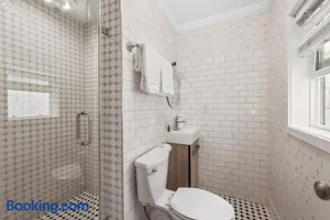 Image of 1628 West Oceanfront Oasis 6