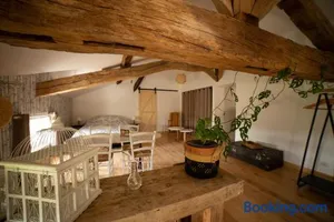 Image of Le Clos Saint-Jean - Chambre d'hôte Lucky