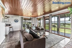 Image of Apollo Bay Cottages- Sugarloaf