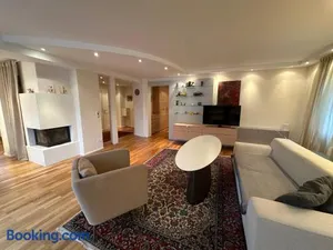 Image of Book-A-Room Salzburg Apartment 9