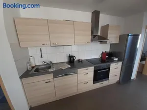 Image of Fewo Steinhohle, DG 45qm, 1 Schlafzimmer & 1 Wohn-Esszimmer mit Bett