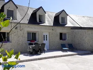 Image of Au Dom-icile