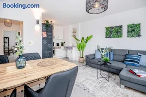 Image of Forest Premium Apartment Balcony - Mülheim, WI-FI, Netflix