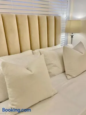 Image of Brand New Modern Flat