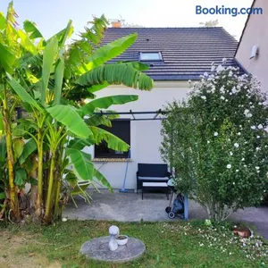 Image of Maison 4 pièces, 3 chambres avec Jardin et Terrasse