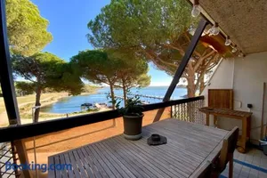 Image of Les Terrasses du Ponant- Parking and view!