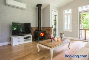 Image of Franklin - An Escape to the Country