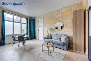 Image of Beautiful apartment Bordeaux Tram D Croix de Seguey