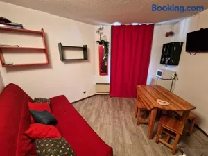 Image of Résidence Edelweiss - Joli appartement T2 à RISOUL à quelques mètres des pistes de ski MAE-7101