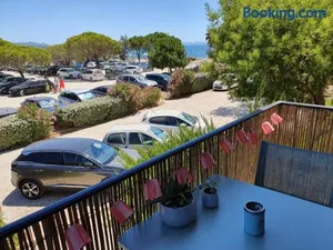 Image of Studio accès direct à la plage