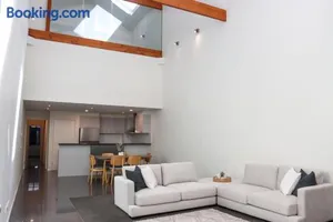 Image of Bendigo Townhouse - Walk to the CBD