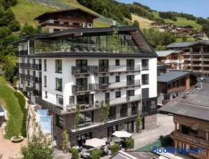 Image of Hotel VIEW - incl Joker Card in Summer