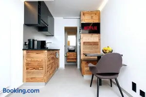 Image of Small but WOW! Studio with pool @ the central lake